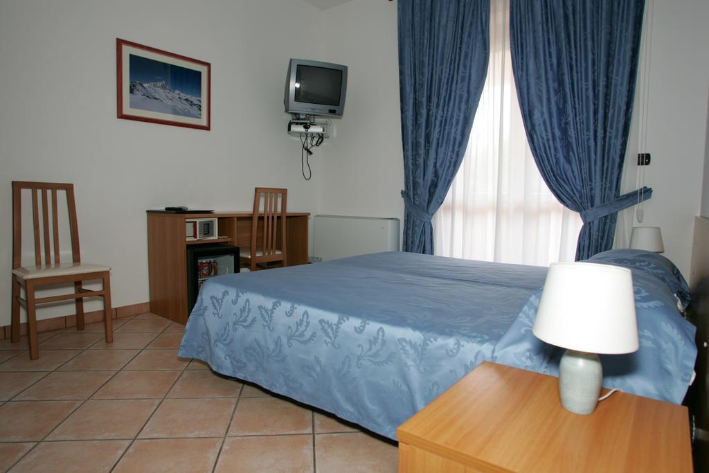 Hotel La Colletta Paesana Chambre photo